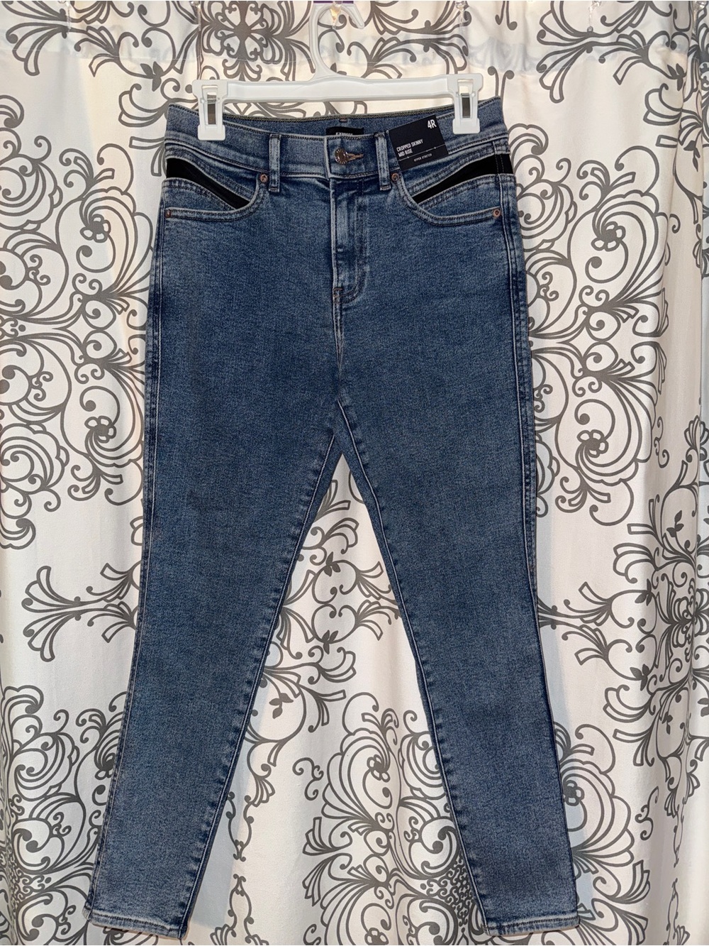 Express Cropped Skinny Mid Rise Hyper Stretch Jeans with Black Detail